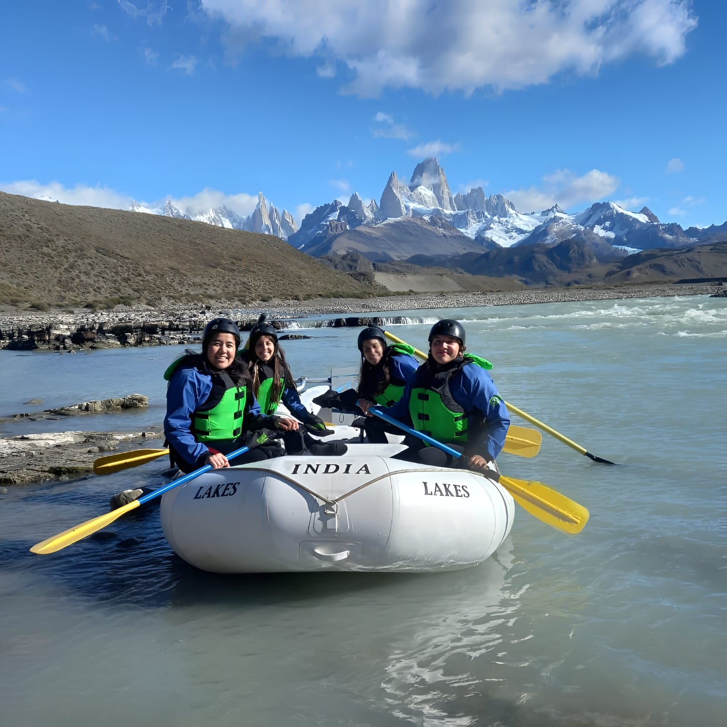 Views of Mount Fitz Roy and the mountain range