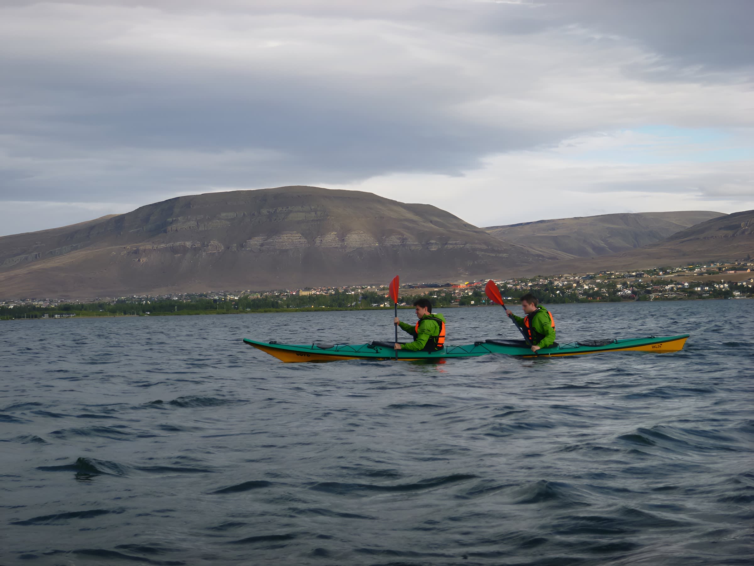 Kayak de 1:30 hs por Bahía Redonda