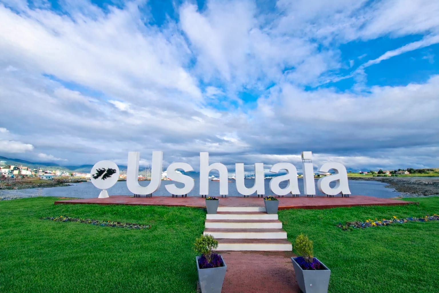Visita a cartel de "Ushuaia"