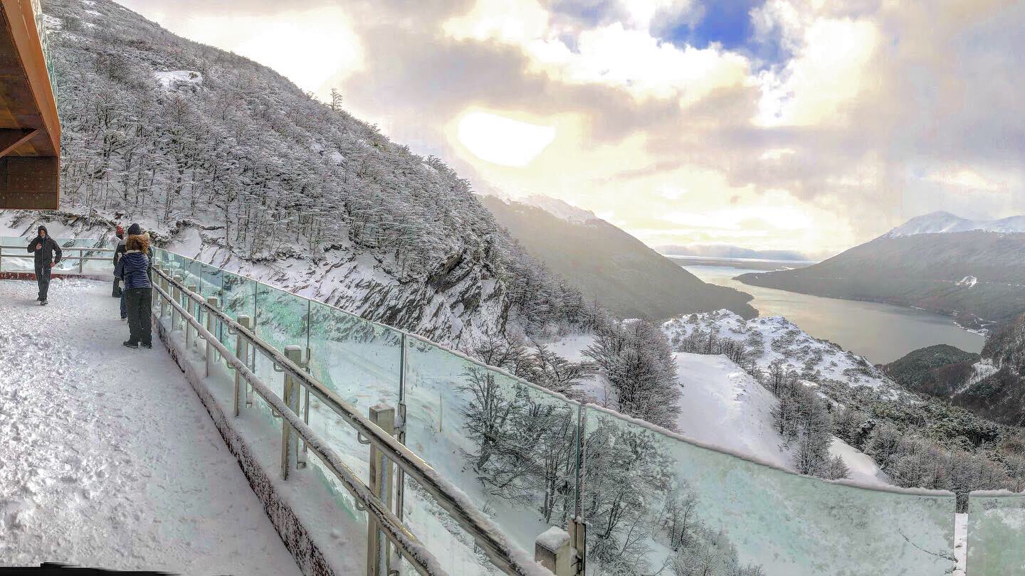Lagos: Escondido y Centros Invernales